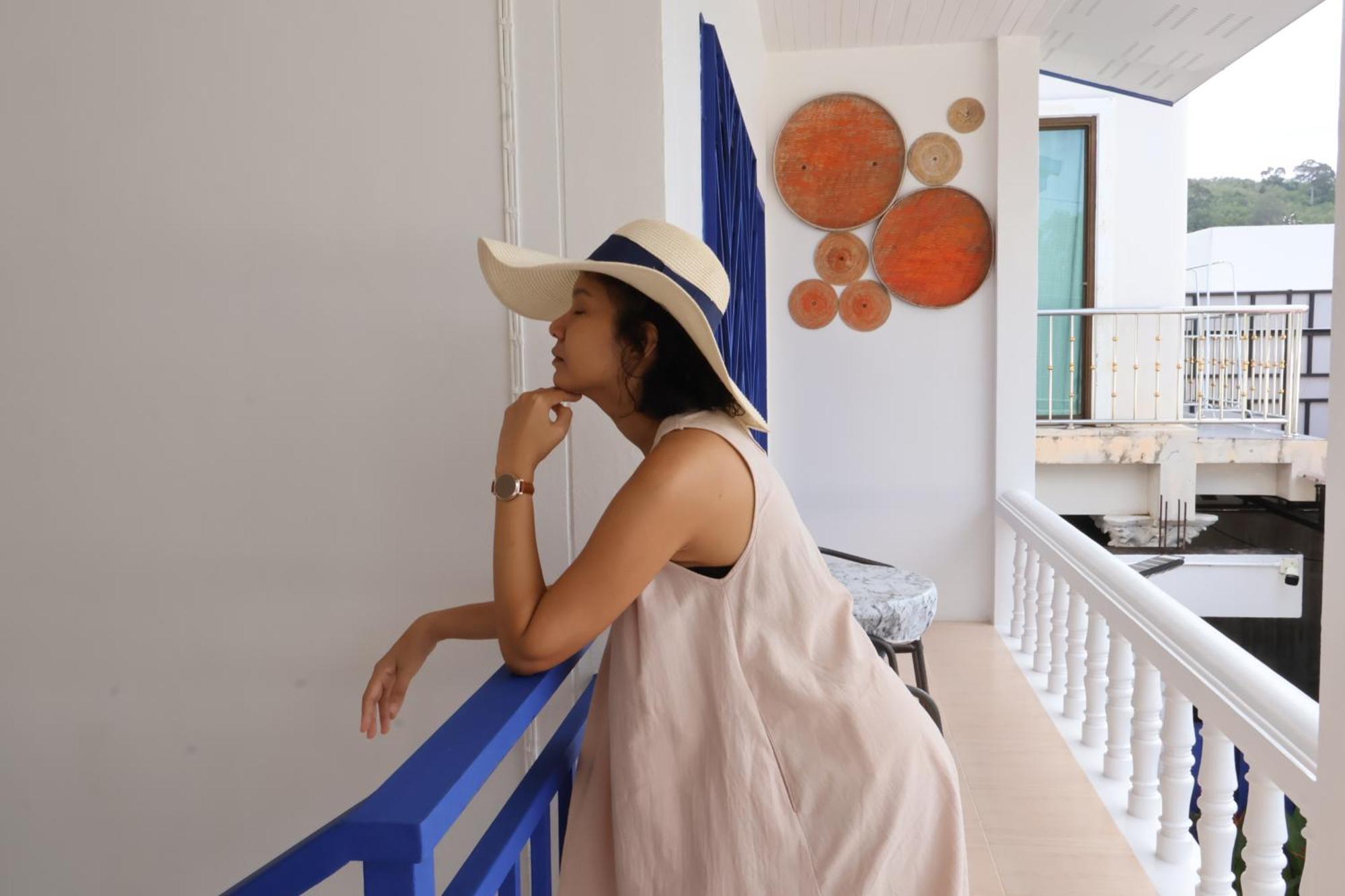 Hotel Sun & Sea Nai Yang Phuket Exterior foto